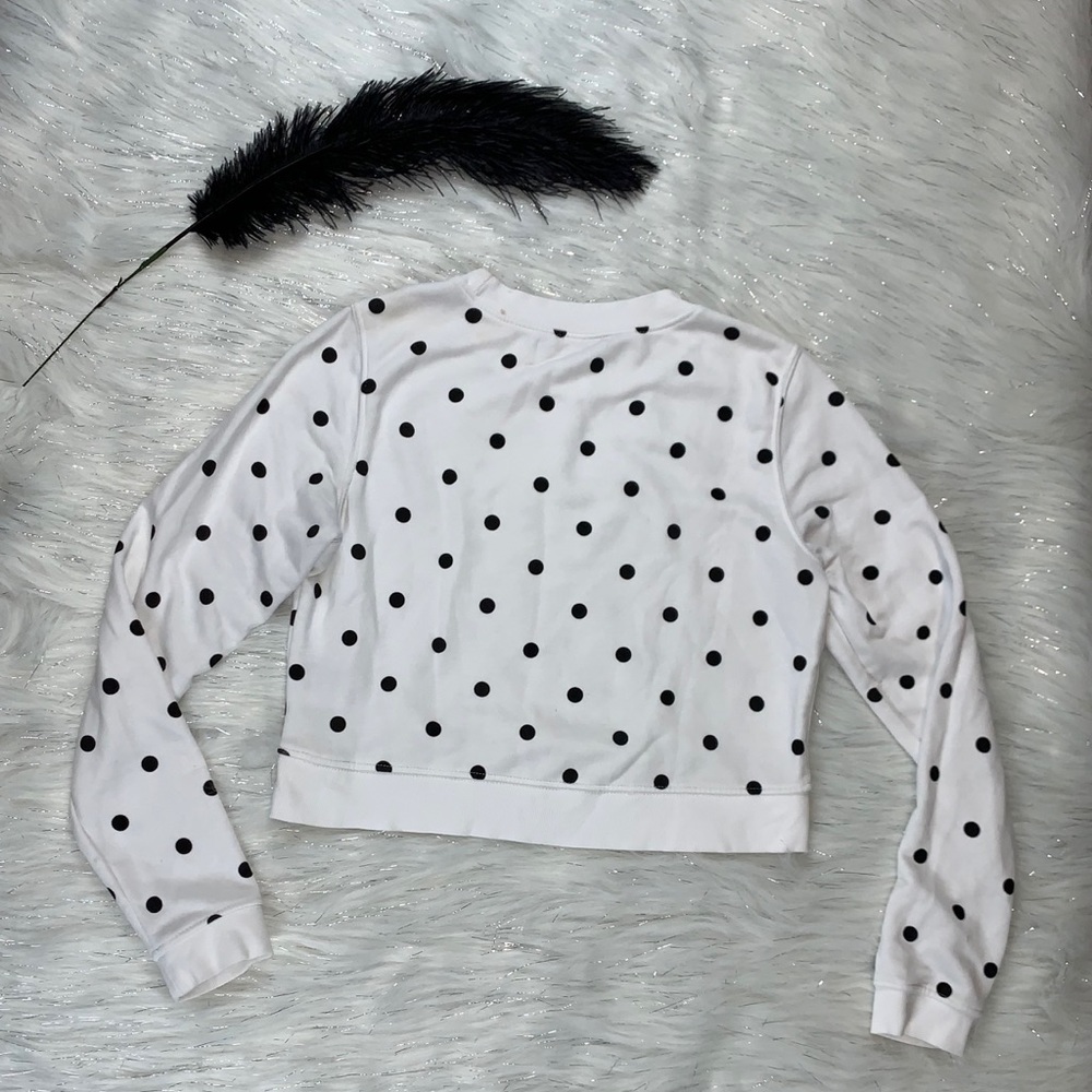 “Divided”Black and White Polka Dot Cropped Sweater - Picture 3 of 3